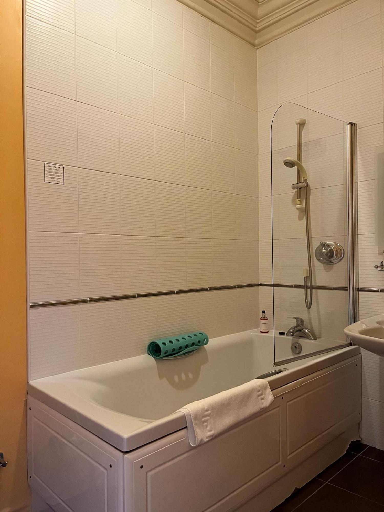 Ramnee Hotel Forres Zimmer foto